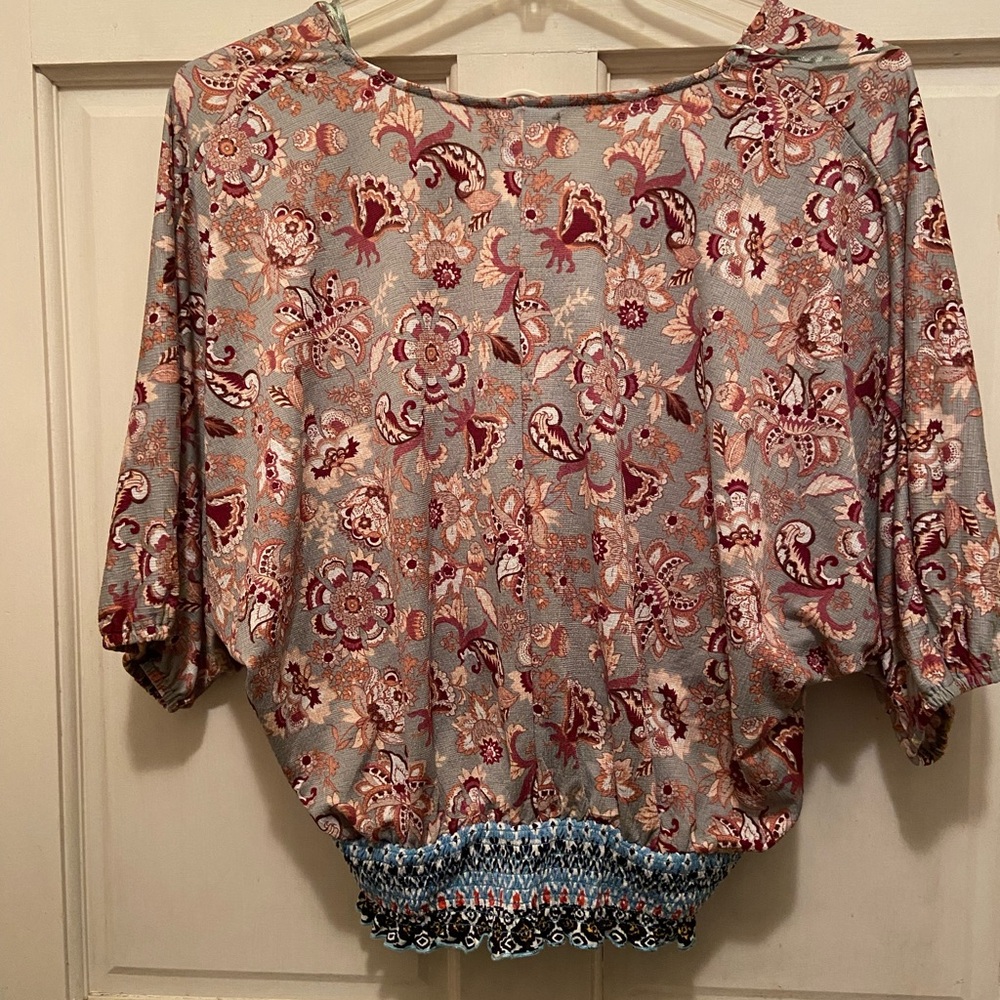 Mellōday wrapped shirt - Picture 3 of 4